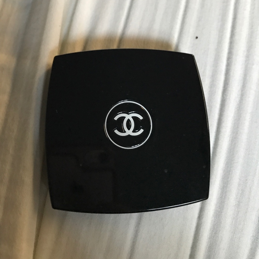 Chanel translucent powder
