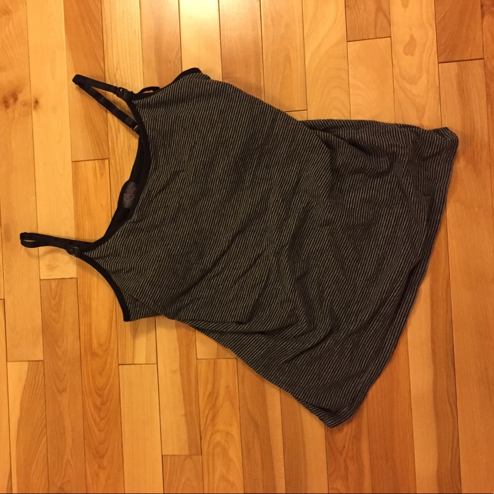 Nursing tank
