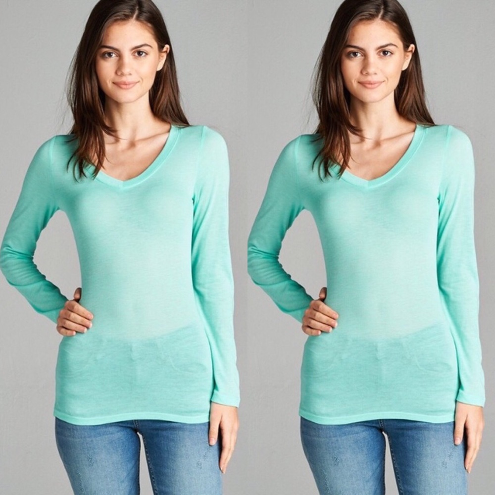 Fall Basic V Neck - Sage