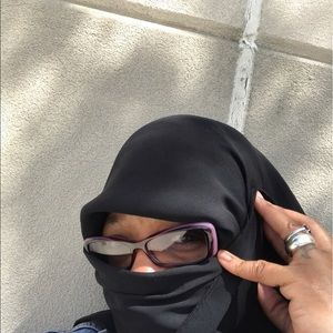 Meet your Posher, Lynda