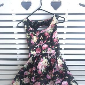🌸💋super cute skater dress