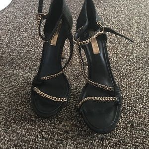 Bcbg maxaria heels size 7