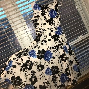 White, Black and Blue Acevog Floral Dress