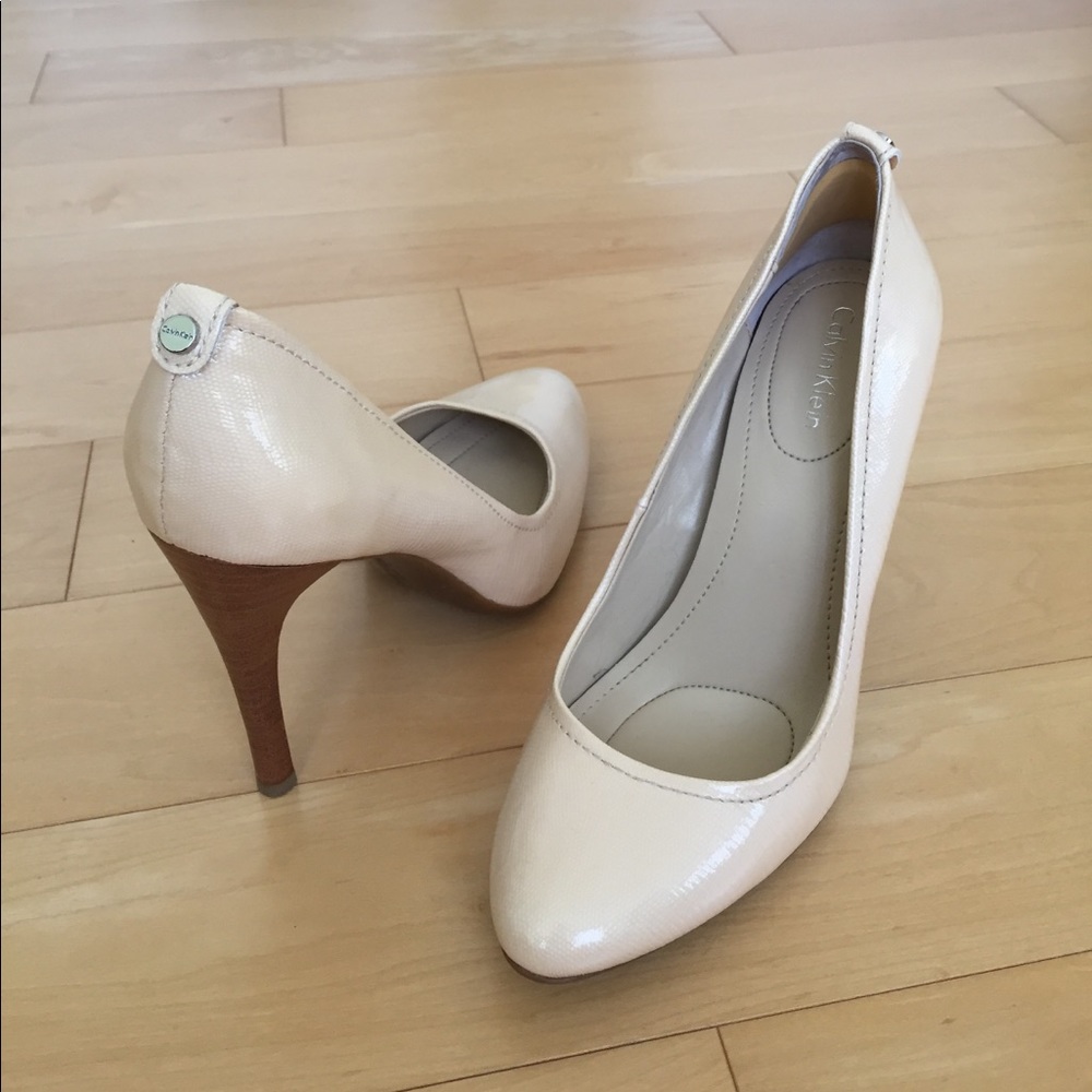 Calvin Klein Nude Pumps
