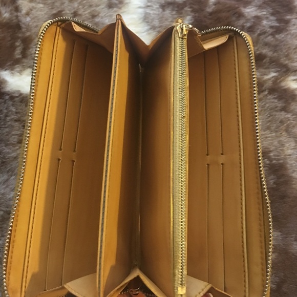 Authentic Custom Dyed LV Vernis Wallet (Sold) - Picture 3 of 5