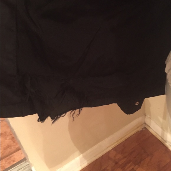 Prada - Picture 3 of 7