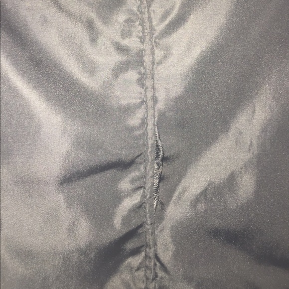 Prada - Picture 4 of 7