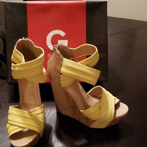SALE!!! Guess wedges worn once!!!