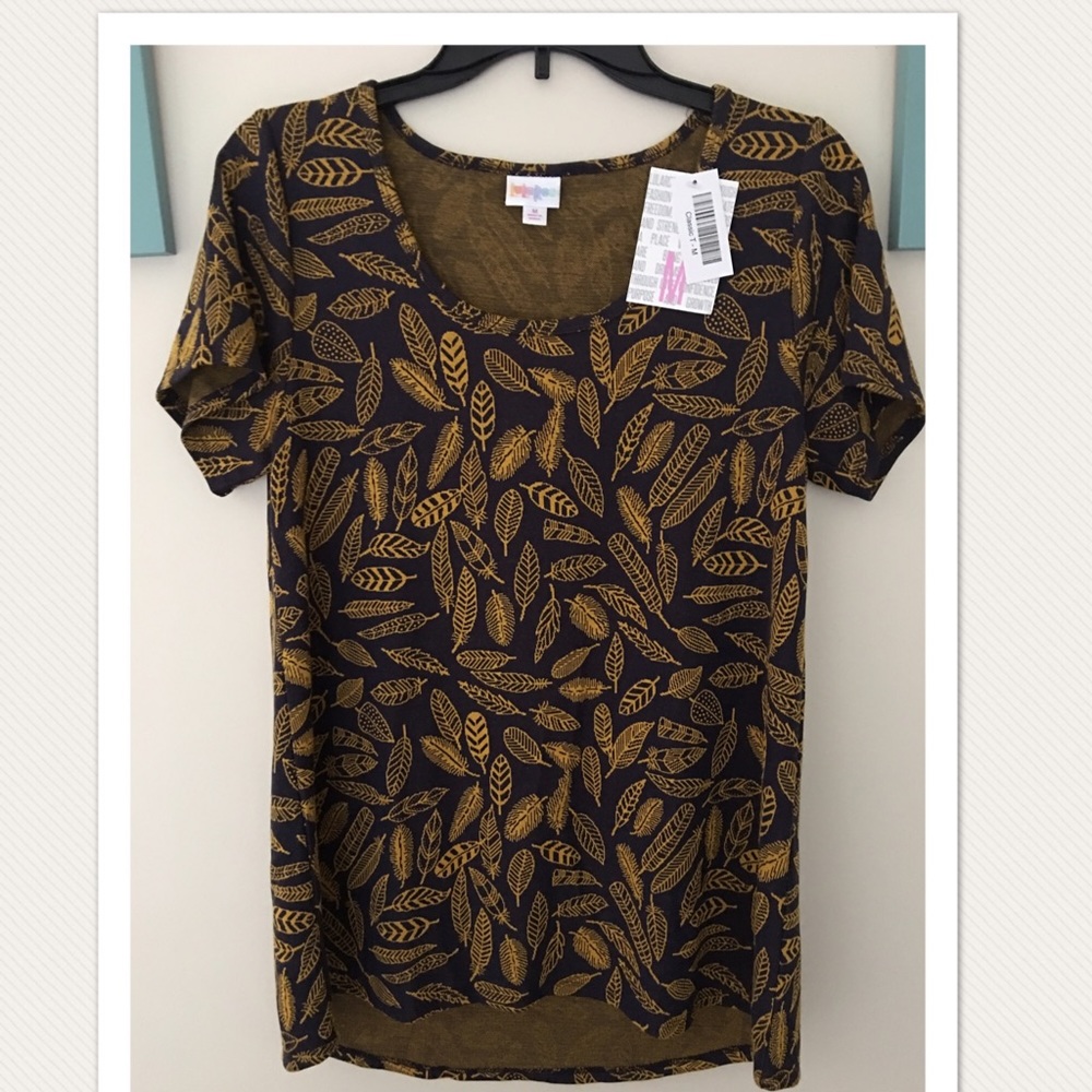 Lularoe Perfect Tee Medium M leaf black