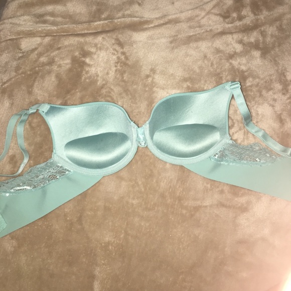 32a push up bra - Picture 2 of 2