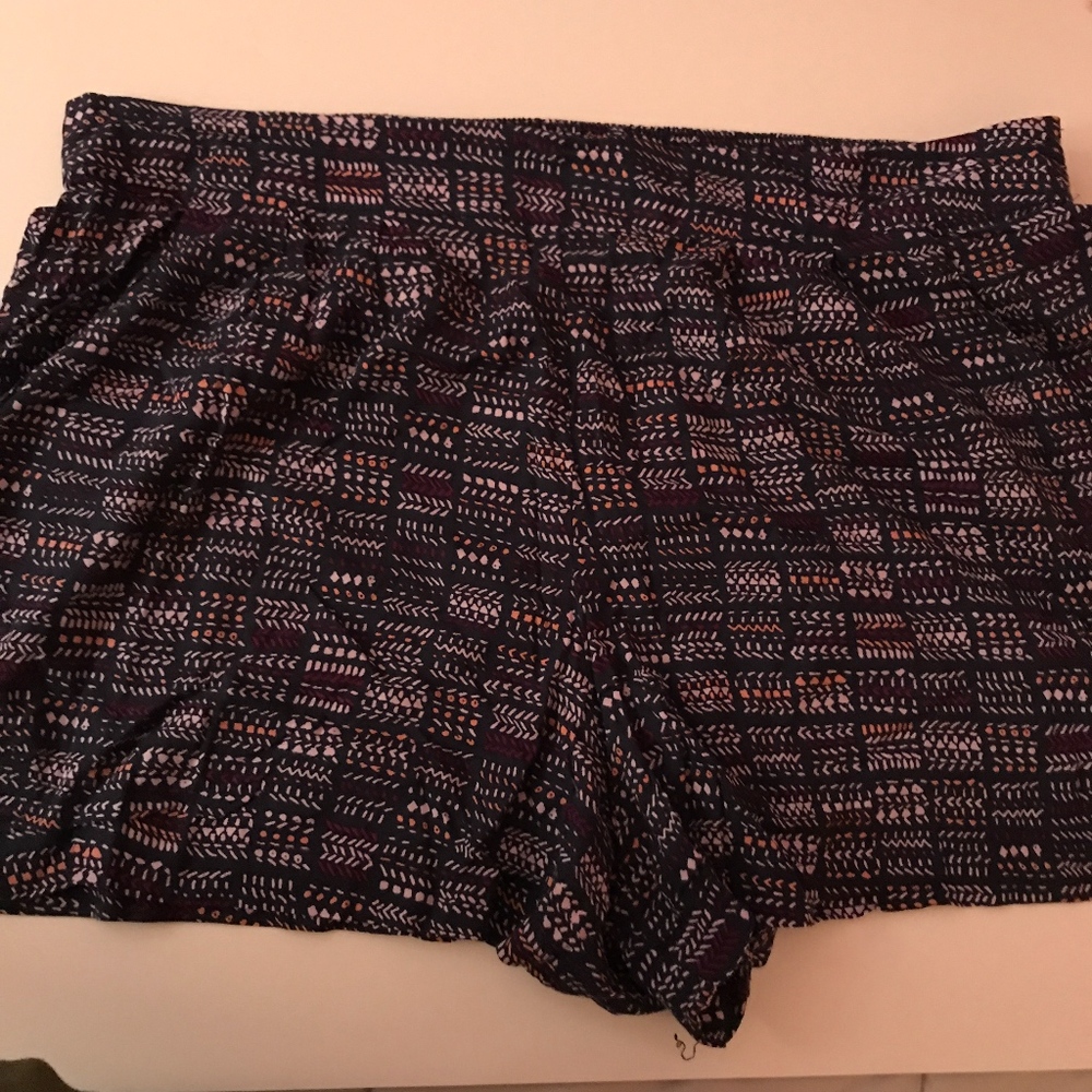 Cotton patterned shorts