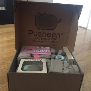 Pusheen Box - brand new