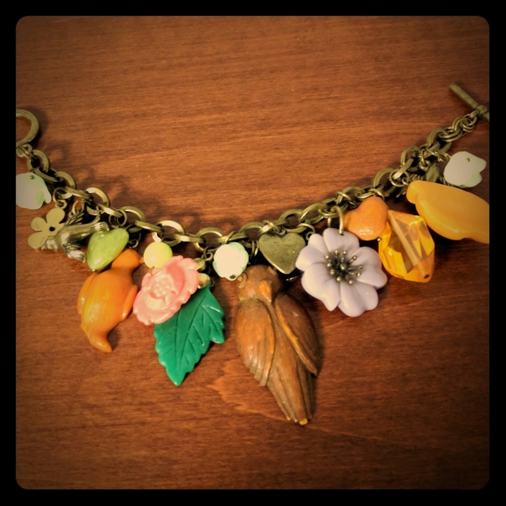 (3 for $10 jewelry)Charm bracelet