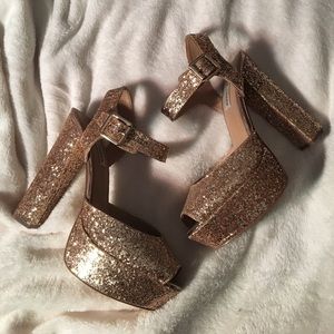 STEVE MADDEN JILLYY PLATFORMS