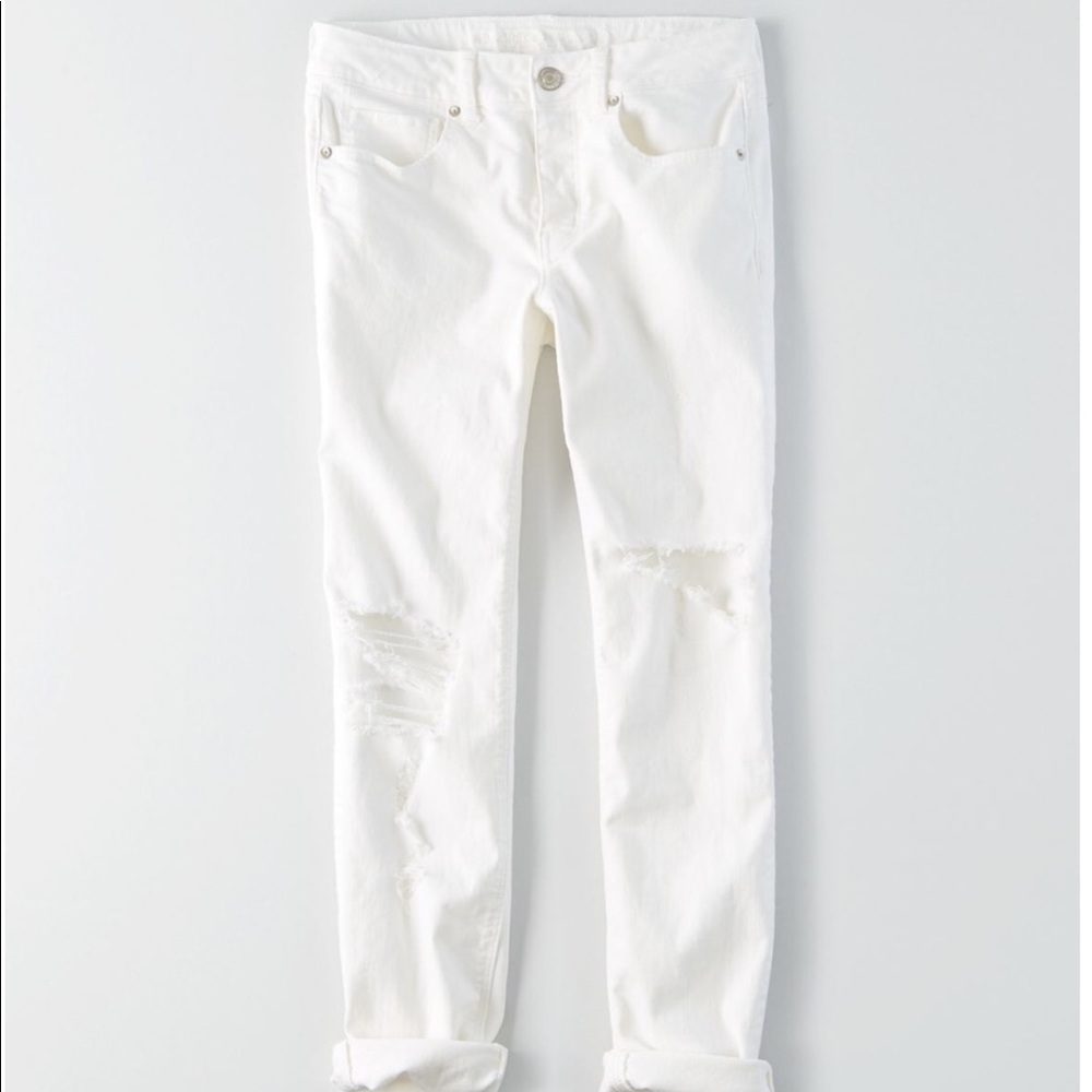 American Eagle White Tomigirl Jeans
