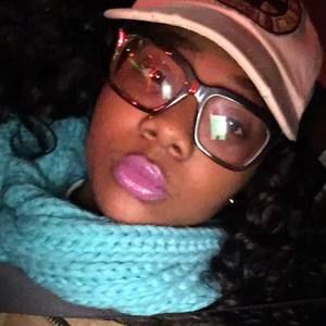 Meet your Posher, Aylia