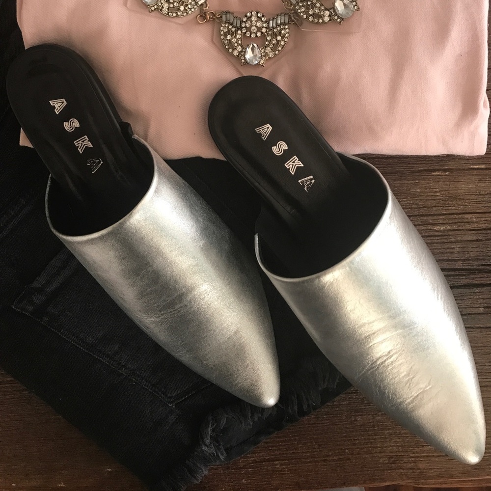 NWT ASKA: Lee Silver Metallic