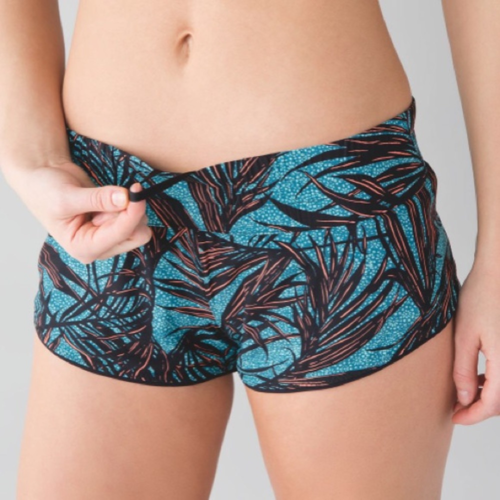 Lululemon Surf Short II in Palm Lace Tofino Teal