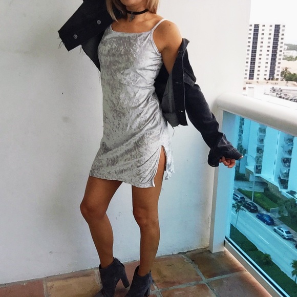 CUTE DRESS 👗 - Picture 2 of 5