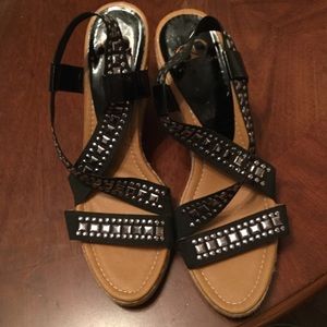 Black and silver wedges