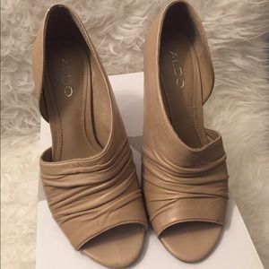 Nude Taupe Aldo Heels