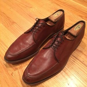 Allen Edmonds "Lasalle". Size 11D. Chili color