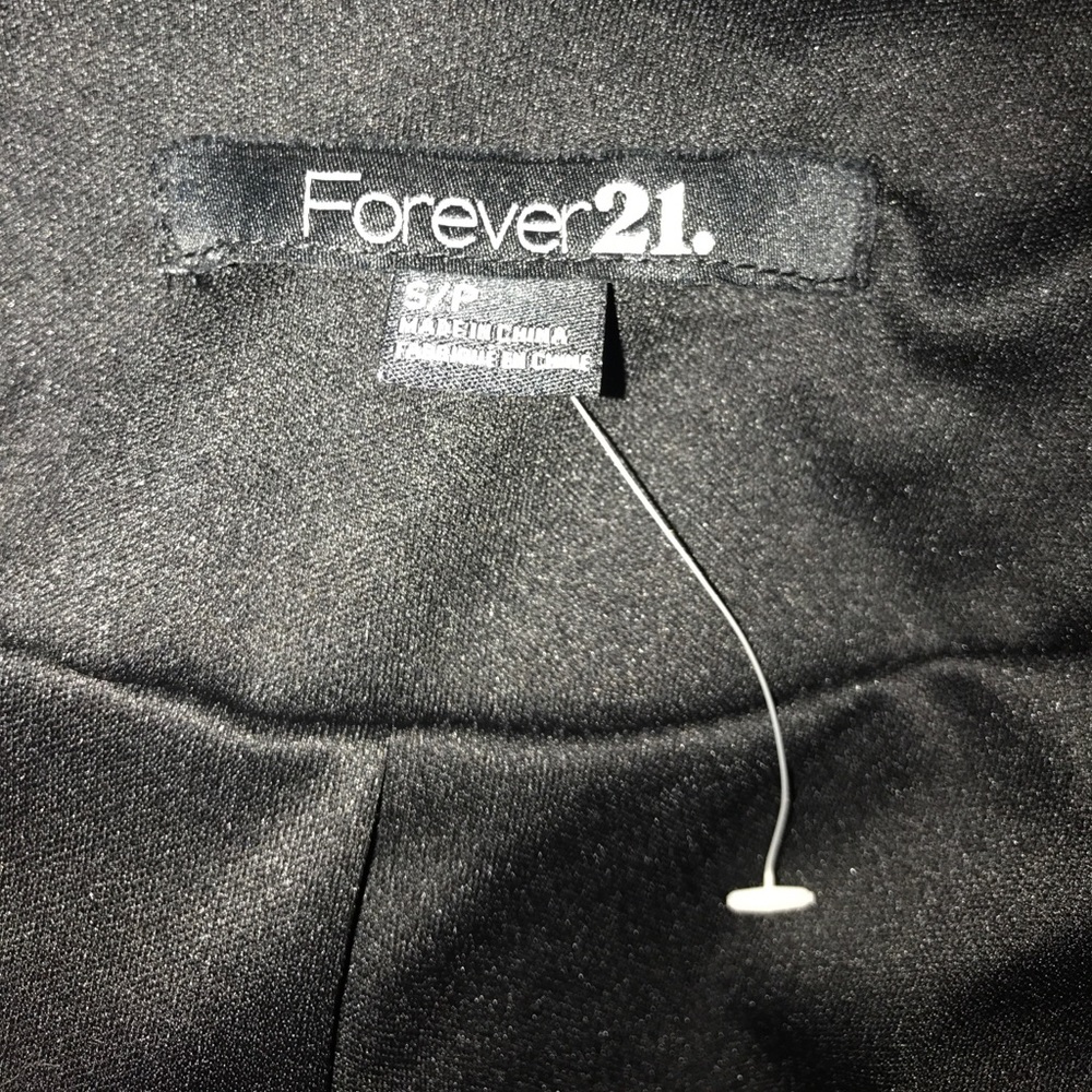 Sequin Black Jacket Never Been Worn - image 4