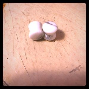 00g plugs