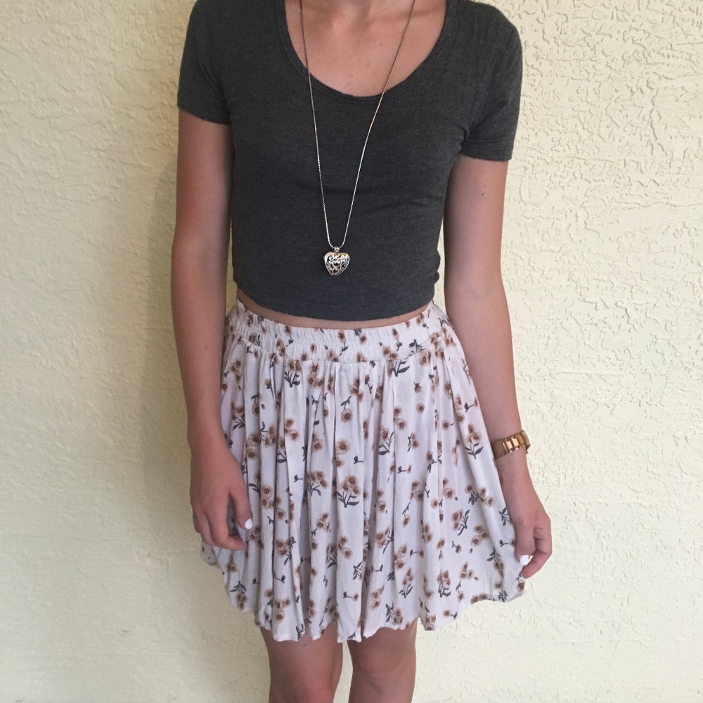 Brandy Melville skater skirt