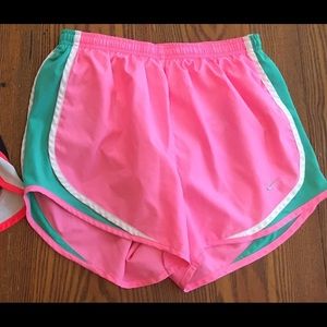 Nike Tempo 3" Shorts