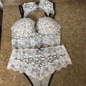 VS dream Angels balconet bra set