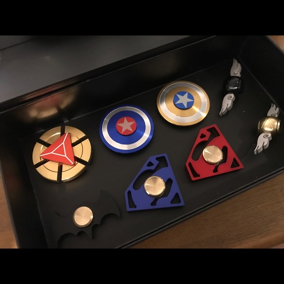 DC MARVEL HARRY POTTER FIDGET SPINNER GIFT BOX SET - Picture 1 of 8
