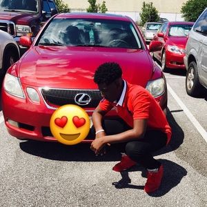 Meet your Posher, Tamarius