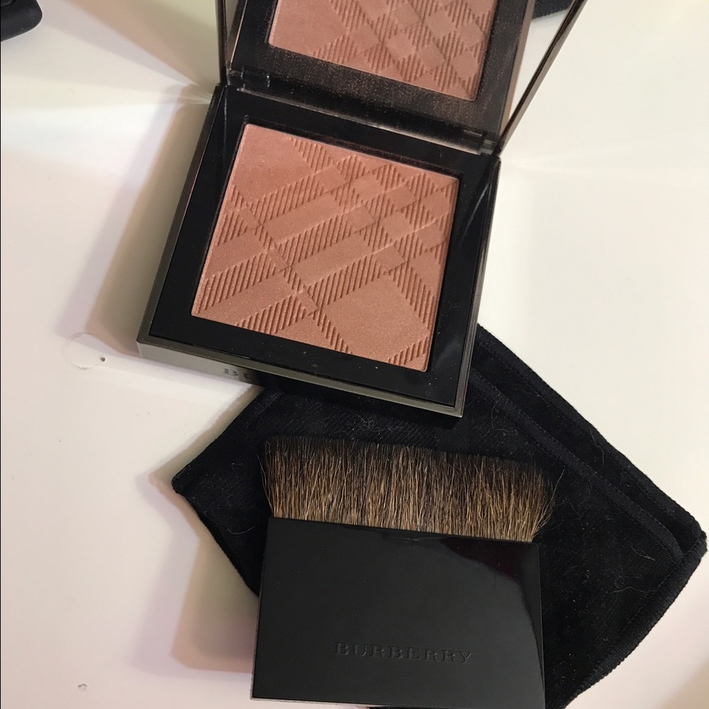 Burberry fresh glow golden radiance