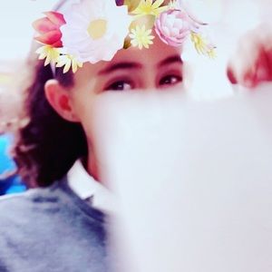 Meet your Posher, Gabriela