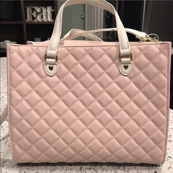 Betsey Johnson Be Mine Quilted Bag - Picture 3 of 8