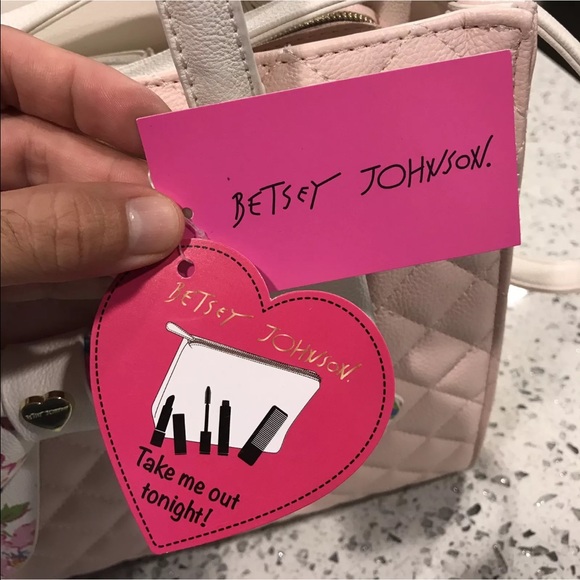 Betsey Johnson Be Mine Quilted Bag - Picture 8 of 8