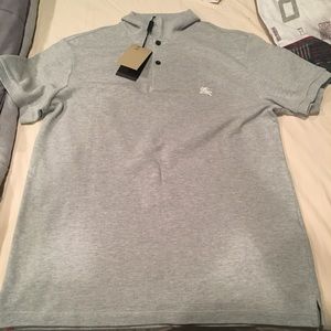 New with tags Burberry collard shirt