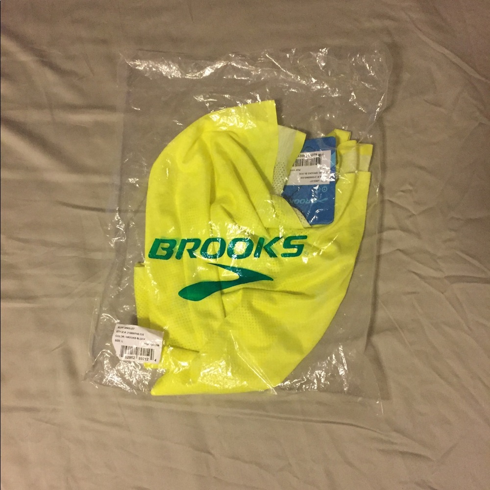 Brooks tank racing singlet