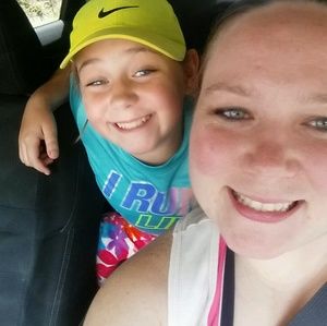 Meet your Posher, Desiree