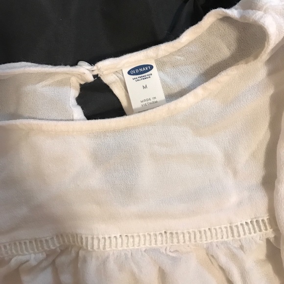 White blouse - Picture 2 of 2