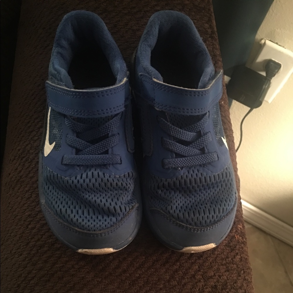Nike shoes