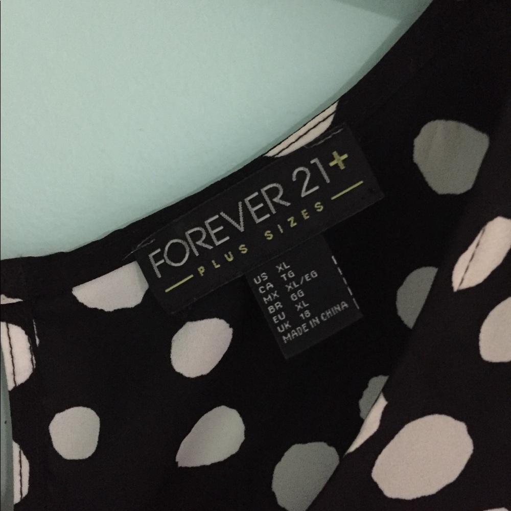 Polka dot blouse - Picture 2 of 2