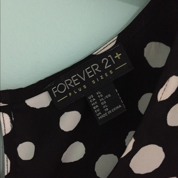 Polka dot blouse - Picture 2 of 2