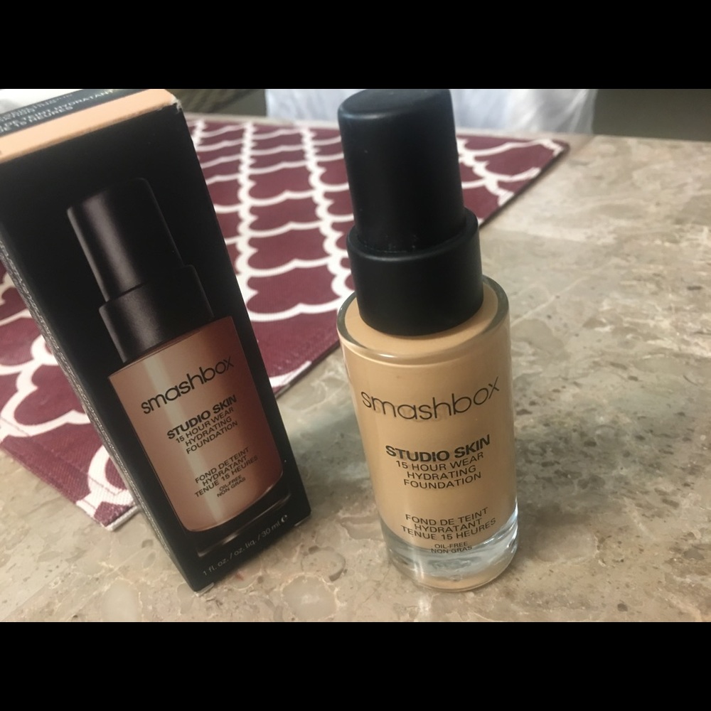 🚫SOLD🚫Smashbox Studio Skin Foundation