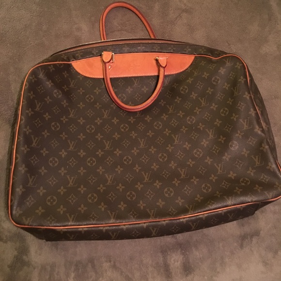 Louis Vuitton Handbags - Flash cyber sale!!! Louis Vuitton Garment Bag