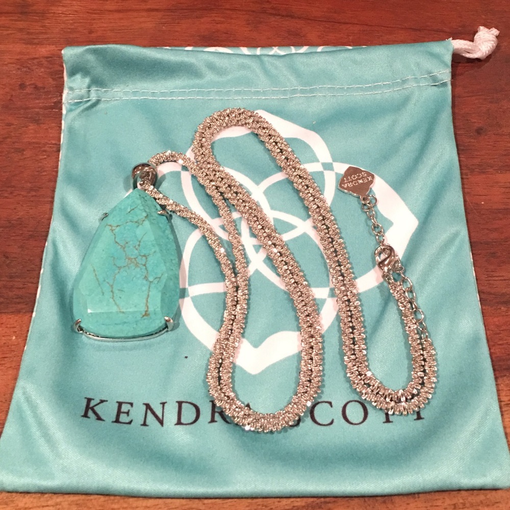 SOLD Kendra Scott Sandra