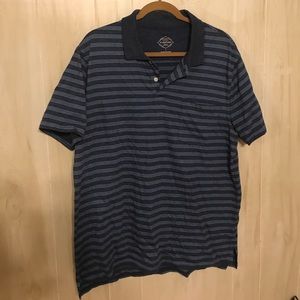 St. John's Bay Men's Polo. Size L