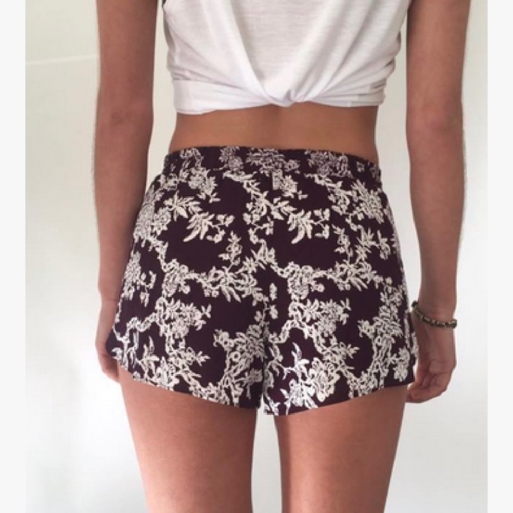 La Mar Shorts