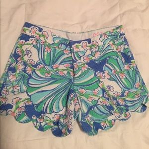 Lilly Pulitzer buttercup scalloped shorts